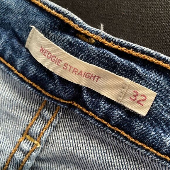 Levi’s Wedgie Straight Women’s Button Fly Raw Hem Size 32 Distressed UB1-23 - Picture 8 of 11